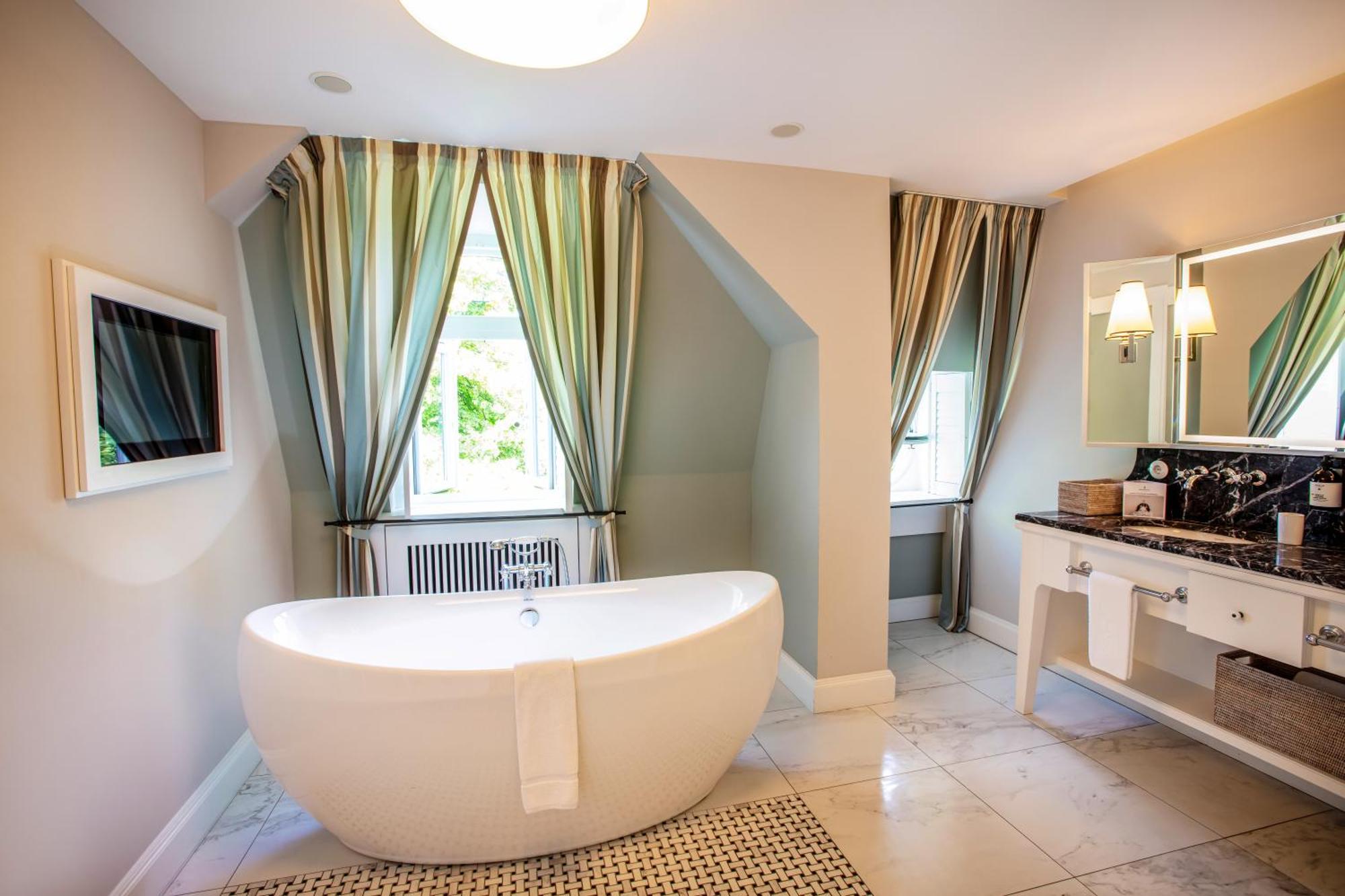 Weissenhaus Private Nature Luxury Resort Екстер'єр фото